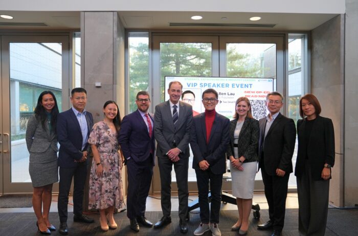 From left to right: Catherine Hardman, Director, Philanthropic Engagement; Robert Guo (MBA ’06) – EVP, North Horizon Holdings Inc., President & CEO, Sixty Degree Capital; Cherry Rose Tan, Schulich EIR, Instructor and Co-Creator of the Schulich Venture Academy; Chris Carder, Executive Director of Schulich’s Office of Innovation & Entrepreneurship and The Jay Smith and Laura Rapp Chair in Innovation & Entrepreneurship; Dean Detlev Zwick; Allen Lau, Wattpad co-founder; Christina Niederwanger, Executive Director, Advancement and Alumni Engagement; Xiaobo Wang (MBA ’08), Executive Vice President of Corporate Development; and Annie Liu (EMBA ’19) – Director, Corporate Affairs.